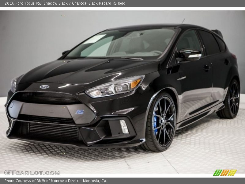 Front 3/4 View of 2016 Focus RS