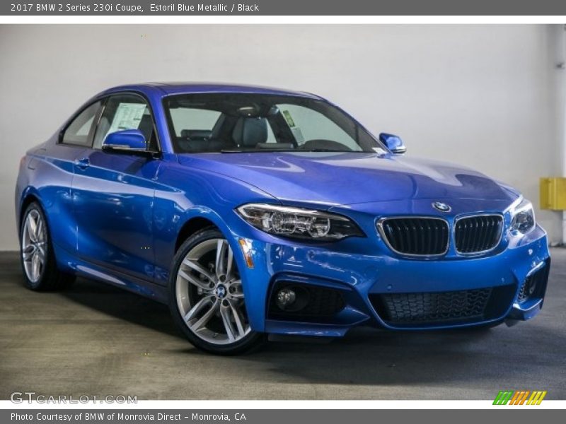Front 3/4 View of 2017 2 Series 230i Coupe