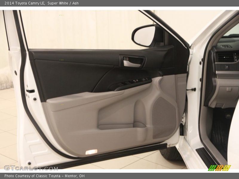Super White / Ash 2014 Toyota Camry LE