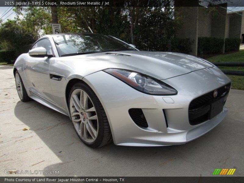 Front 3/4 View of 2015 F-TYPE S Coupe