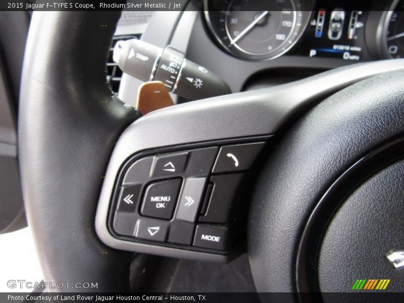 Controls of 2015 F-TYPE S Coupe