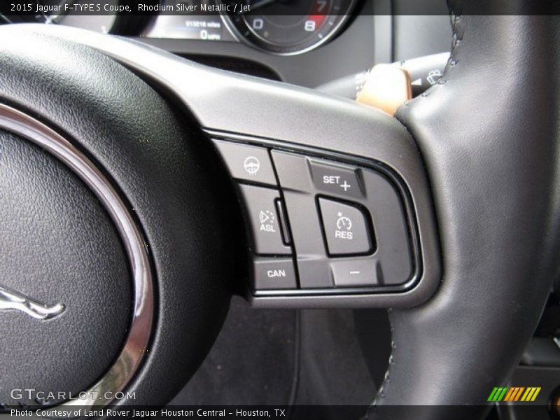 Controls of 2015 F-TYPE S Coupe