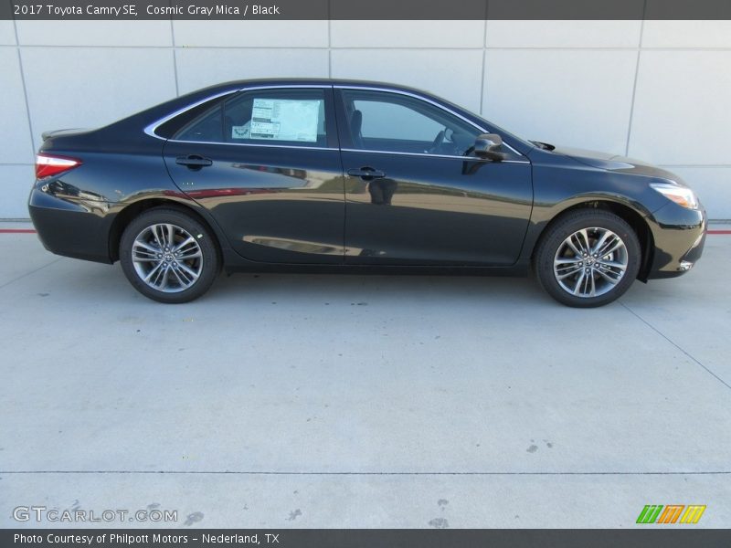 Cosmic Gray Mica / Black 2017 Toyota Camry SE