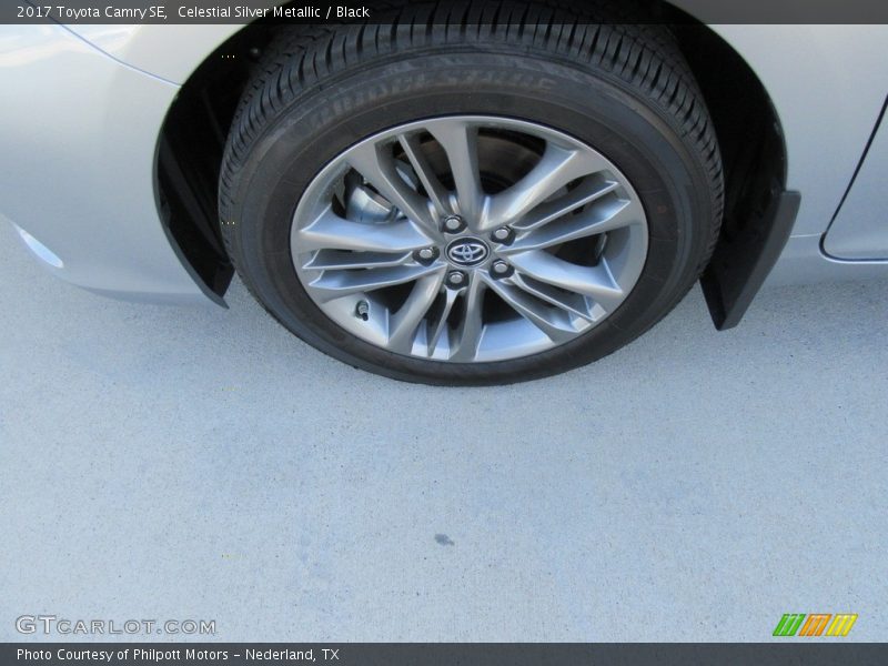 Celestial Silver Metallic / Black 2017 Toyota Camry SE