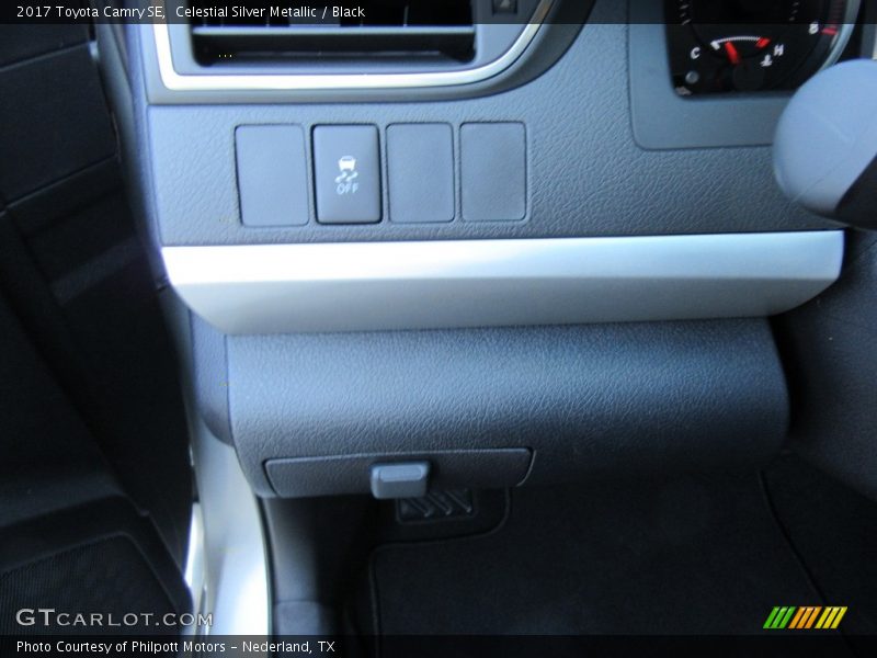 Celestial Silver Metallic / Black 2017 Toyota Camry SE