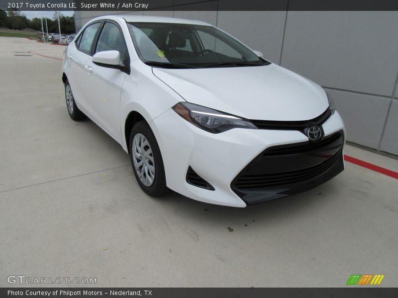 Super White / Ash Gray 2017 Toyota Corolla LE