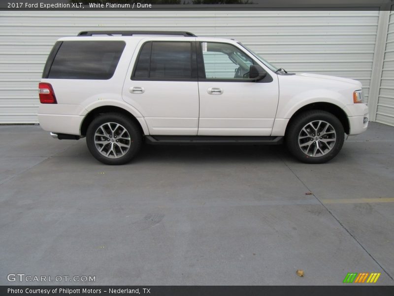White Platinum / Dune 2017 Ford Expedition XLT