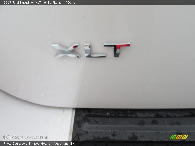 White Platinum / Dune 2017 Ford Expedition XLT