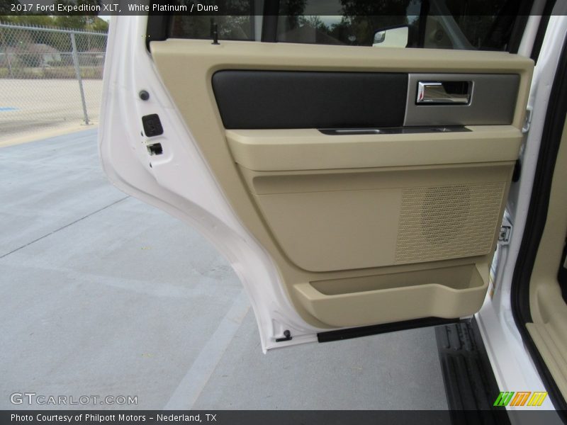 White Platinum / Dune 2017 Ford Expedition XLT