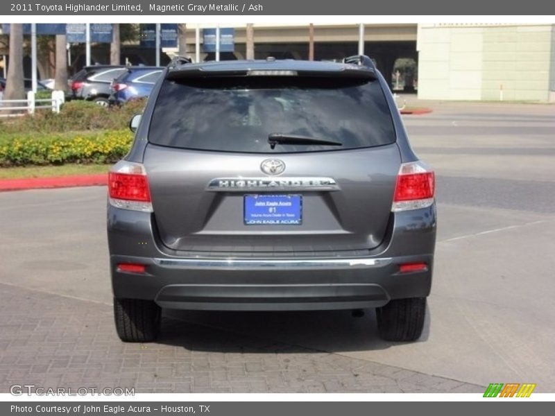 Magnetic Gray Metallic / Ash 2011 Toyota Highlander Limited