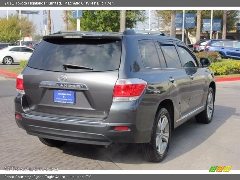 Magnetic Gray Metallic / Ash 2011 Toyota Highlander Limited