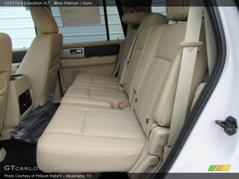 White Platinum / Dune 2017 Ford Expedition XLT