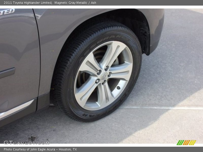 Magnetic Gray Metallic / Ash 2011 Toyota Highlander Limited