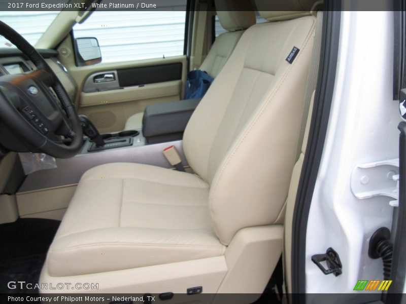 White Platinum / Dune 2017 Ford Expedition XLT