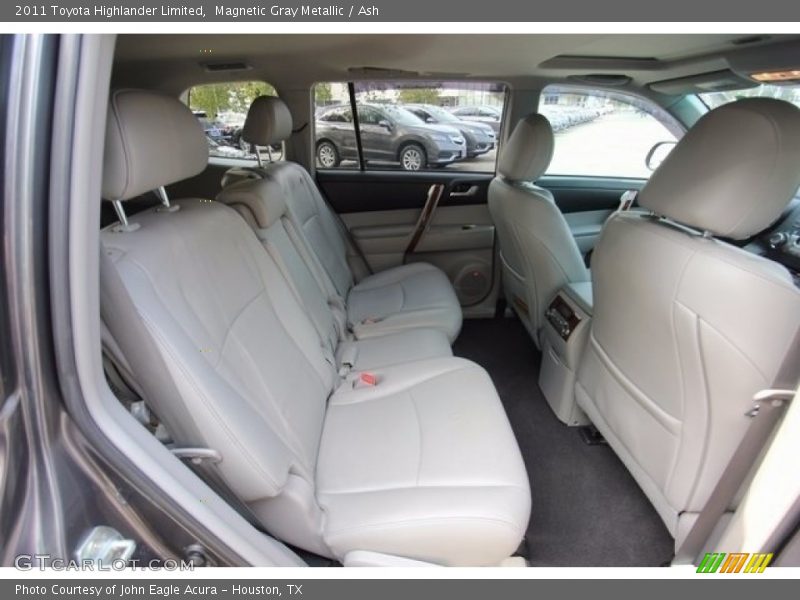 Magnetic Gray Metallic / Ash 2011 Toyota Highlander Limited