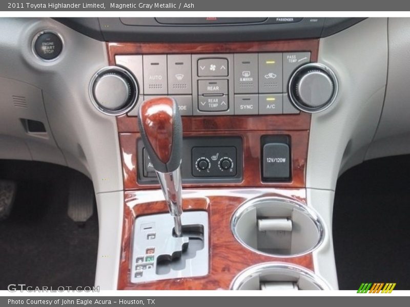 Magnetic Gray Metallic / Ash 2011 Toyota Highlander Limited