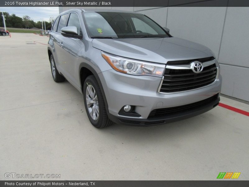 Silver Sky Metallic / Black 2016 Toyota Highlander LE Plus