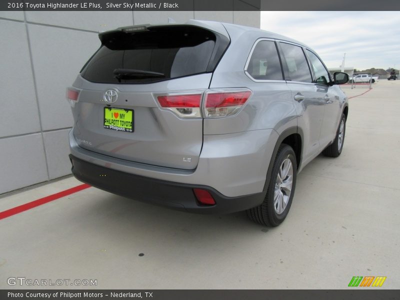 Silver Sky Metallic / Black 2016 Toyota Highlander LE Plus
