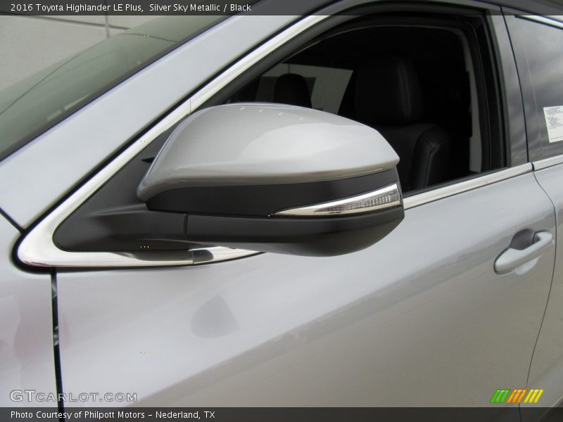 Silver Sky Metallic / Black 2016 Toyota Highlander LE Plus