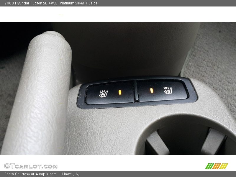 Platinum Silver / Beige 2008 Hyundai Tucson SE 4WD