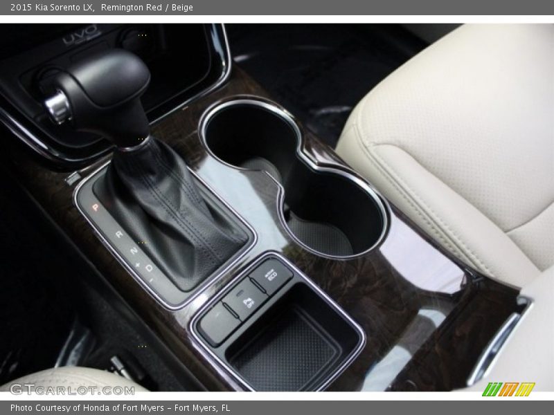 Remington Red / Beige 2015 Kia Sorento LX