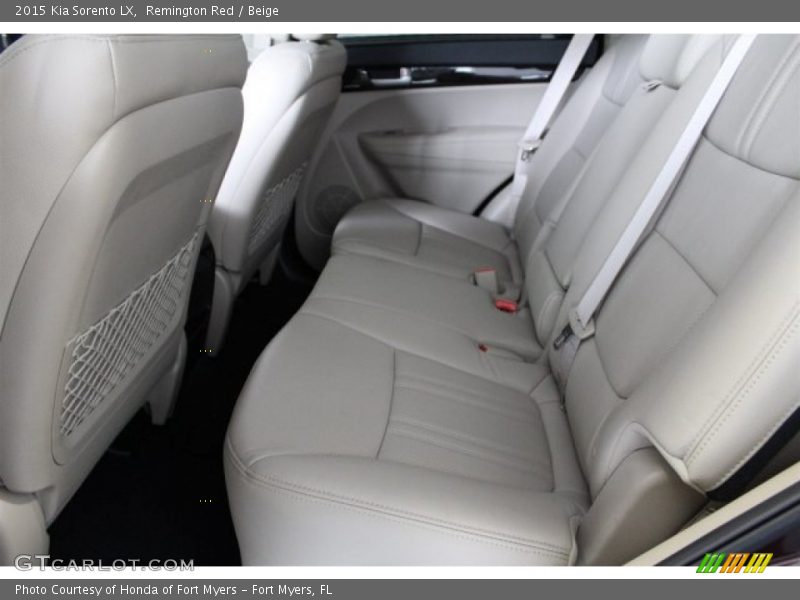 Remington Red / Beige 2015 Kia Sorento LX