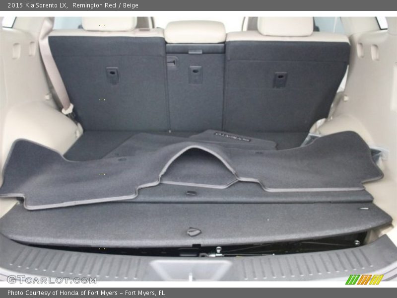 Remington Red / Beige 2015 Kia Sorento LX