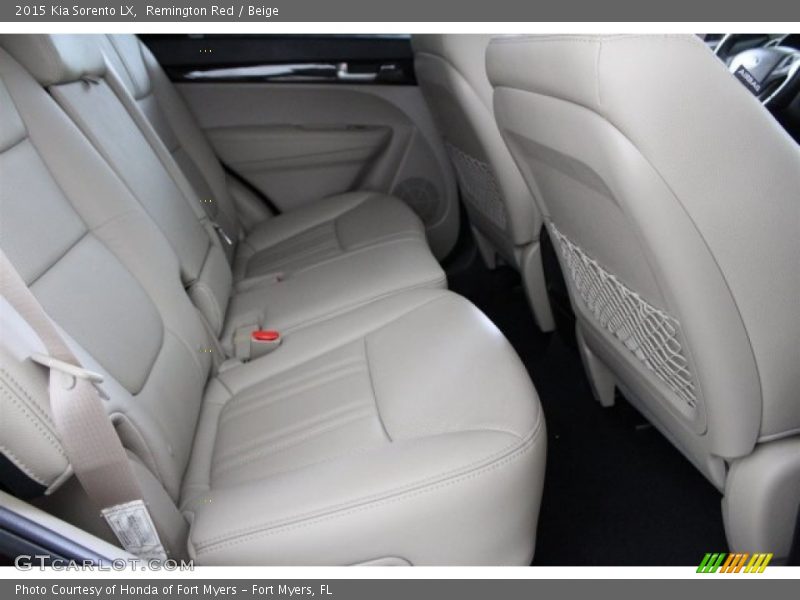 Remington Red / Beige 2015 Kia Sorento LX