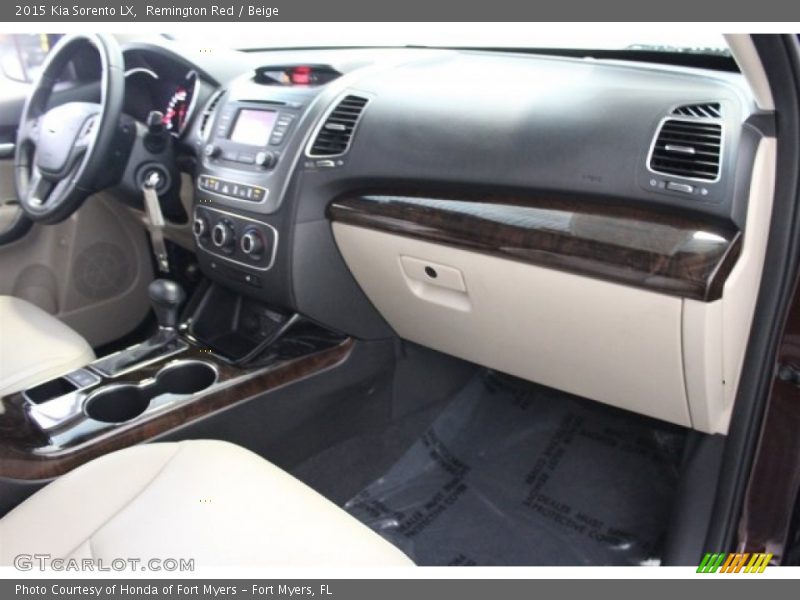 Remington Red / Beige 2015 Kia Sorento LX