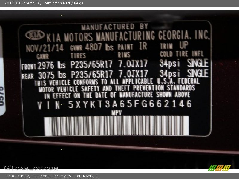 Remington Red / Beige 2015 Kia Sorento LX