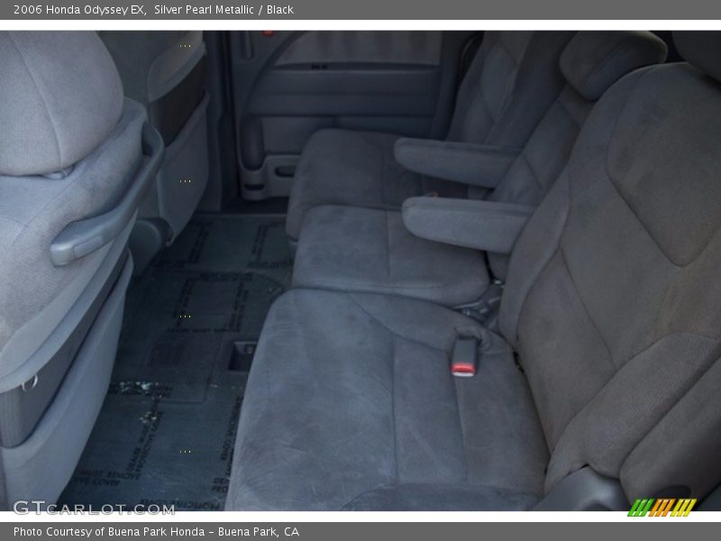 Silver Pearl Metallic / Black 2006 Honda Odyssey EX