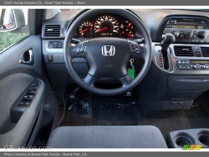 Silver Pearl Metallic / Black 2006 Honda Odyssey EX