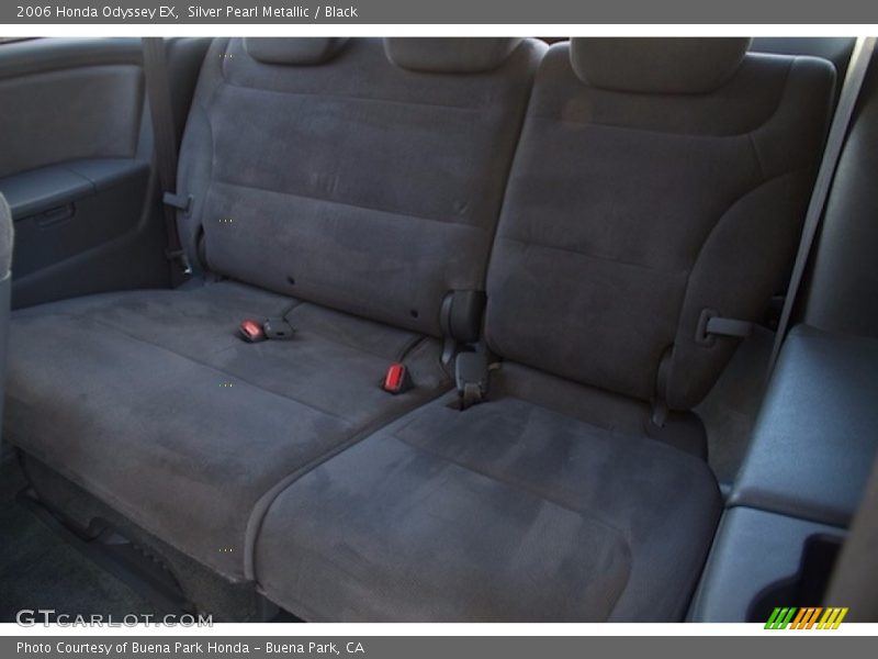 Silver Pearl Metallic / Black 2006 Honda Odyssey EX