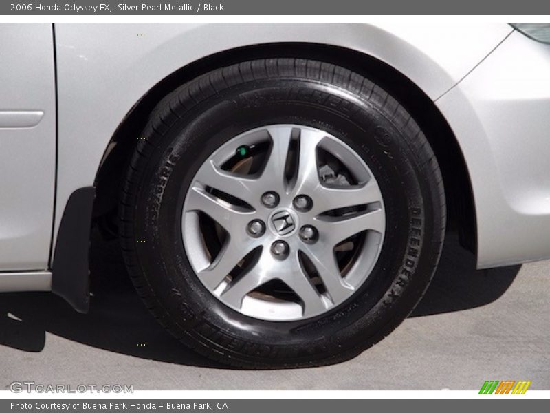 Silver Pearl Metallic / Black 2006 Honda Odyssey EX