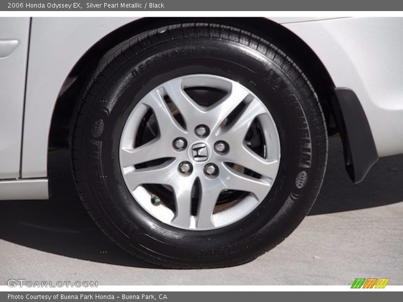 Silver Pearl Metallic / Black 2006 Honda Odyssey EX