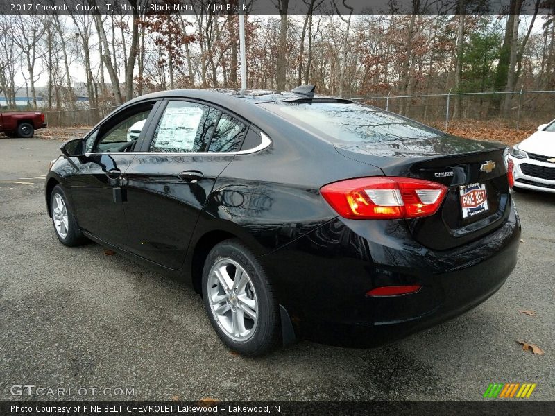 Mosaic Black Metallic / Jet Black 2017 Chevrolet Cruze LT