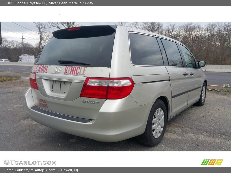 Silver Pearl Metallic / Gray 2005 Honda Odyssey LX