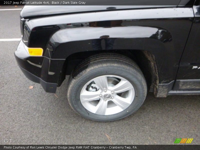 Black / Dark Slate Gray 2017 Jeep Patriot Latitude 4x4