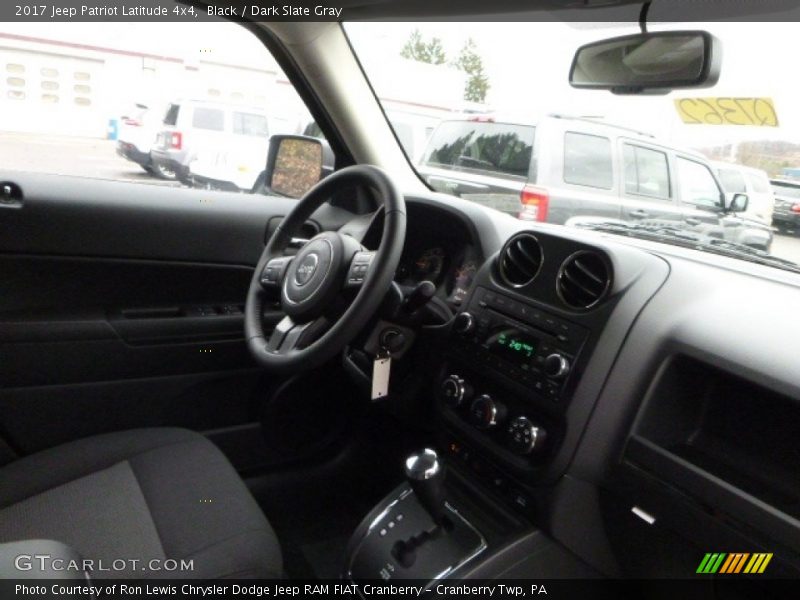 Black / Dark Slate Gray 2017 Jeep Patriot Latitude 4x4