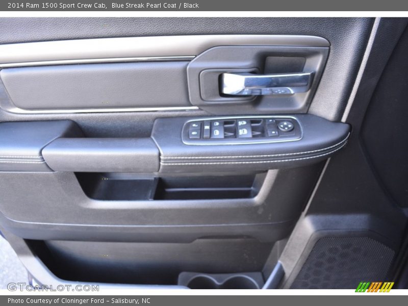 Blue Streak Pearl Coat / Black 2014 Ram 1500 Sport Crew Cab