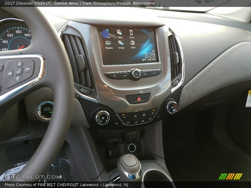 Summit White / Dark Atmosphere/Medium Atmosphere 2017 Chevrolet Cruze LT