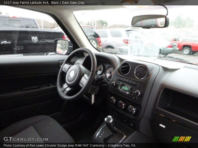 Black / Dark Slate Gray 2017 Jeep Patriot Latitude 4x4
