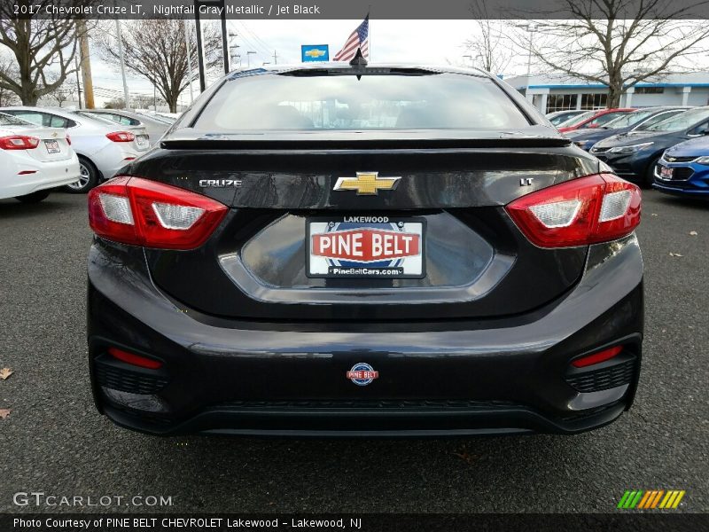 Nightfall Gray Metallic / Jet Black 2017 Chevrolet Cruze LT