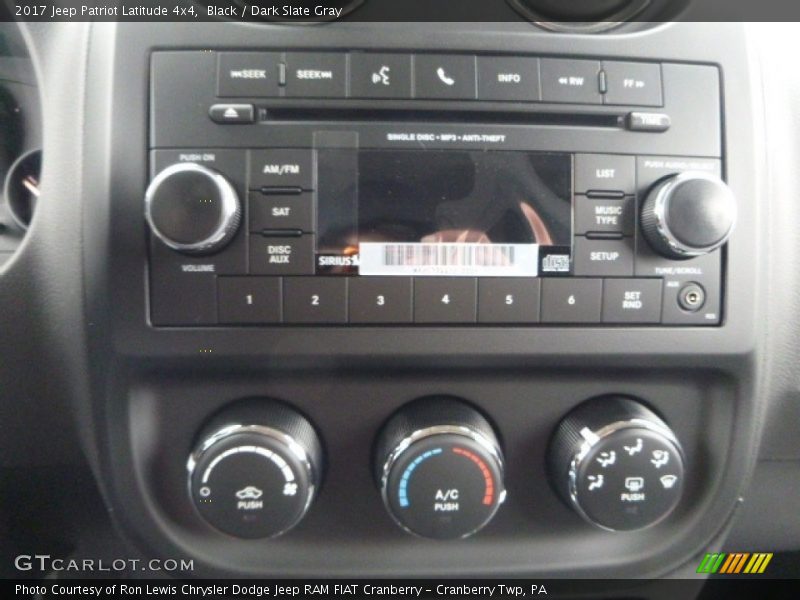 Black / Dark Slate Gray 2017 Jeep Patriot Latitude 4x4
