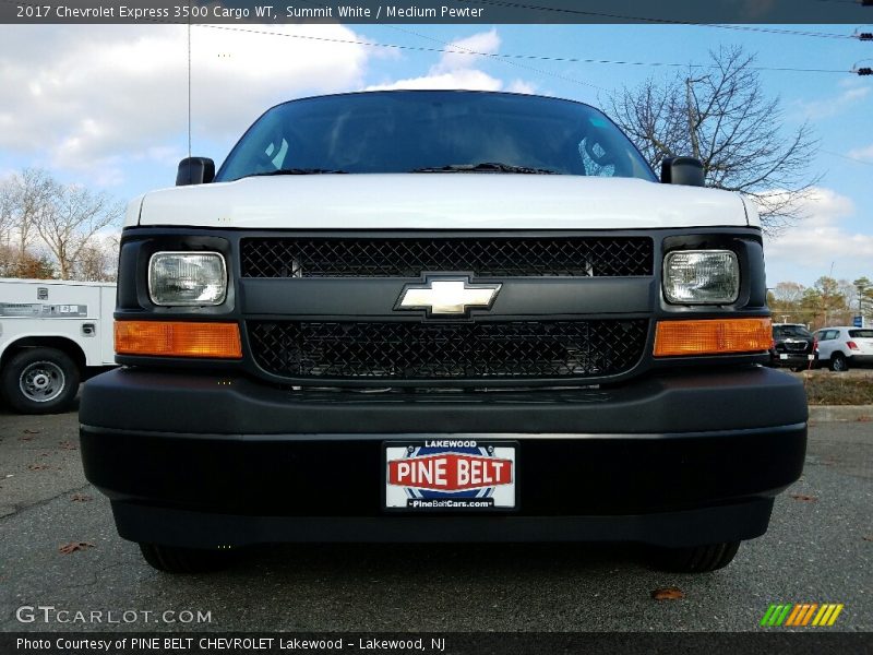 Summit White / Medium Pewter 2017 Chevrolet Express 3500 Cargo WT