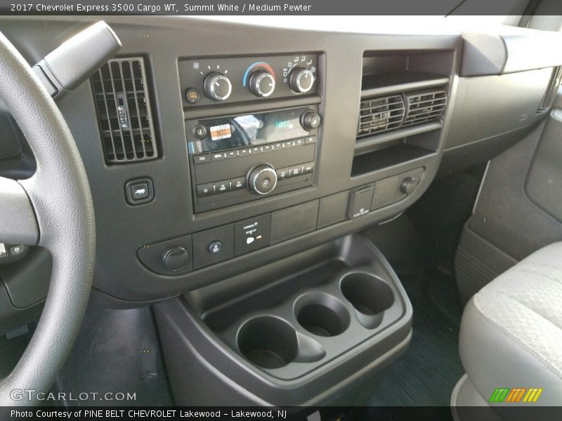 Summit White / Medium Pewter 2017 Chevrolet Express 3500 Cargo WT