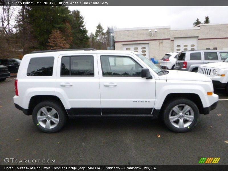 Bright White / Dark Slate Gray 2017 Jeep Patriot Latitude 4x4