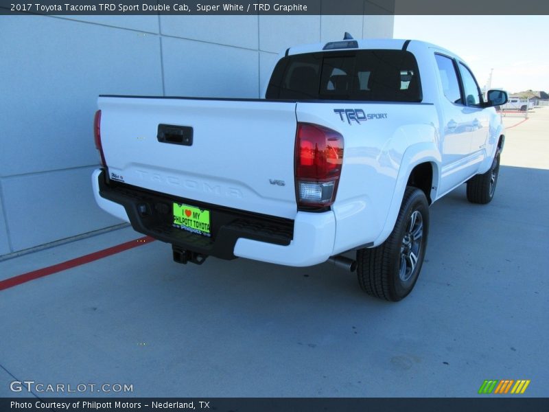 Super White / TRD Graphite 2017 Toyota Tacoma TRD Sport Double Cab