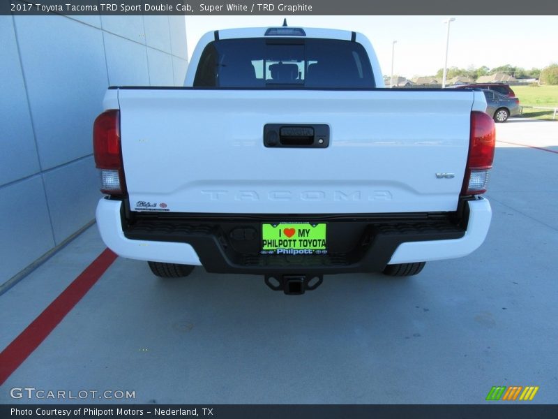 Super White / TRD Graphite 2017 Toyota Tacoma TRD Sport Double Cab