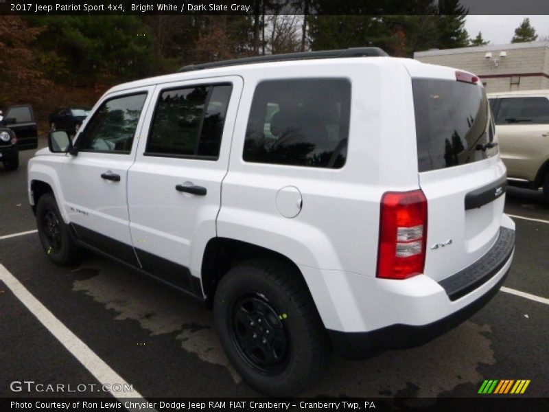 Bright White / Dark Slate Gray 2017 Jeep Patriot Sport 4x4